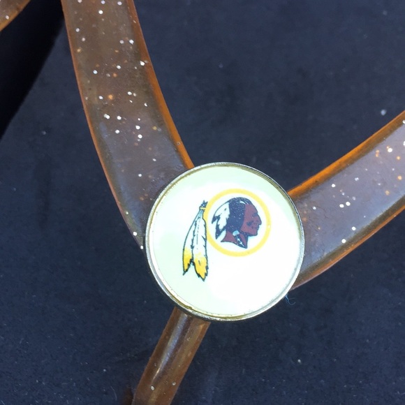 Collectible Redskin Flip-flops - Picture 4 of 6